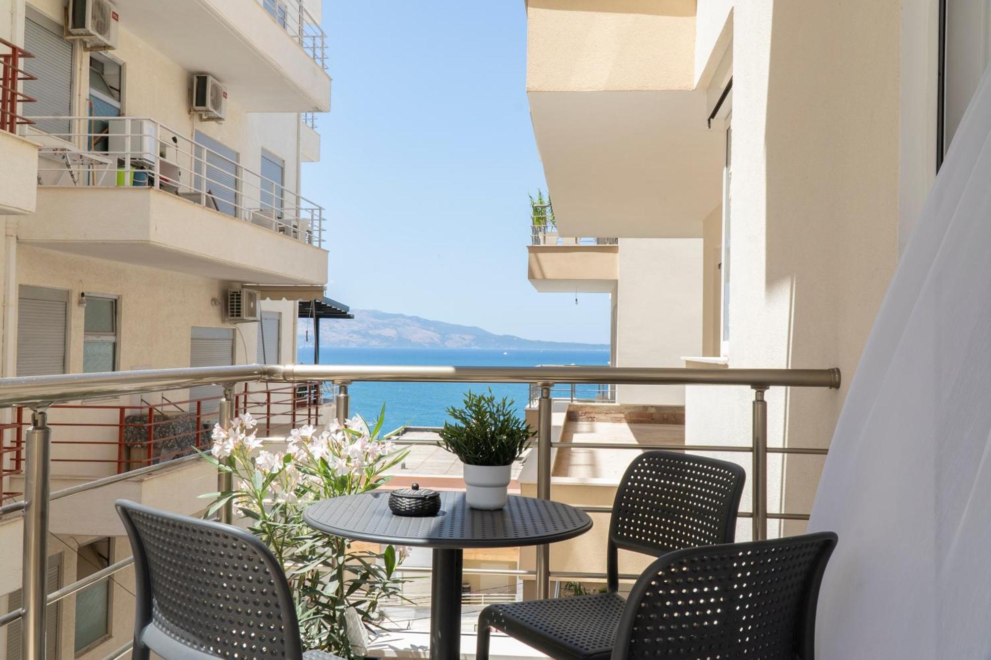 Mateo Apartments Sarande Exterior photo